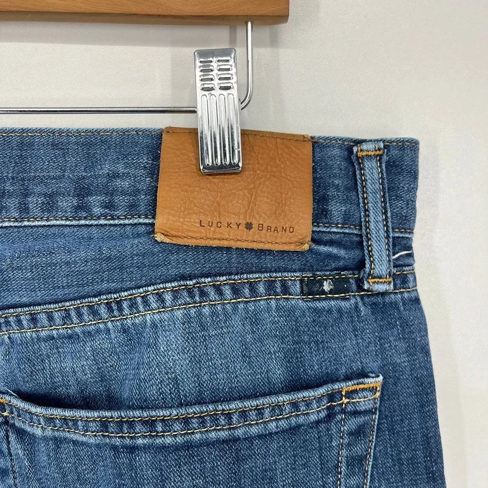 Lucky Brand 221 Original Straight Mens Jeans Medium Wash 38x30